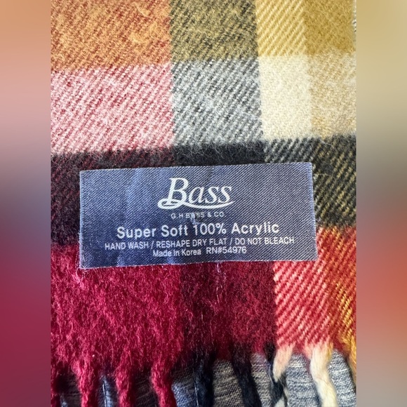 Bass Womens Rectangle Scarf - Picture 6 of 6
